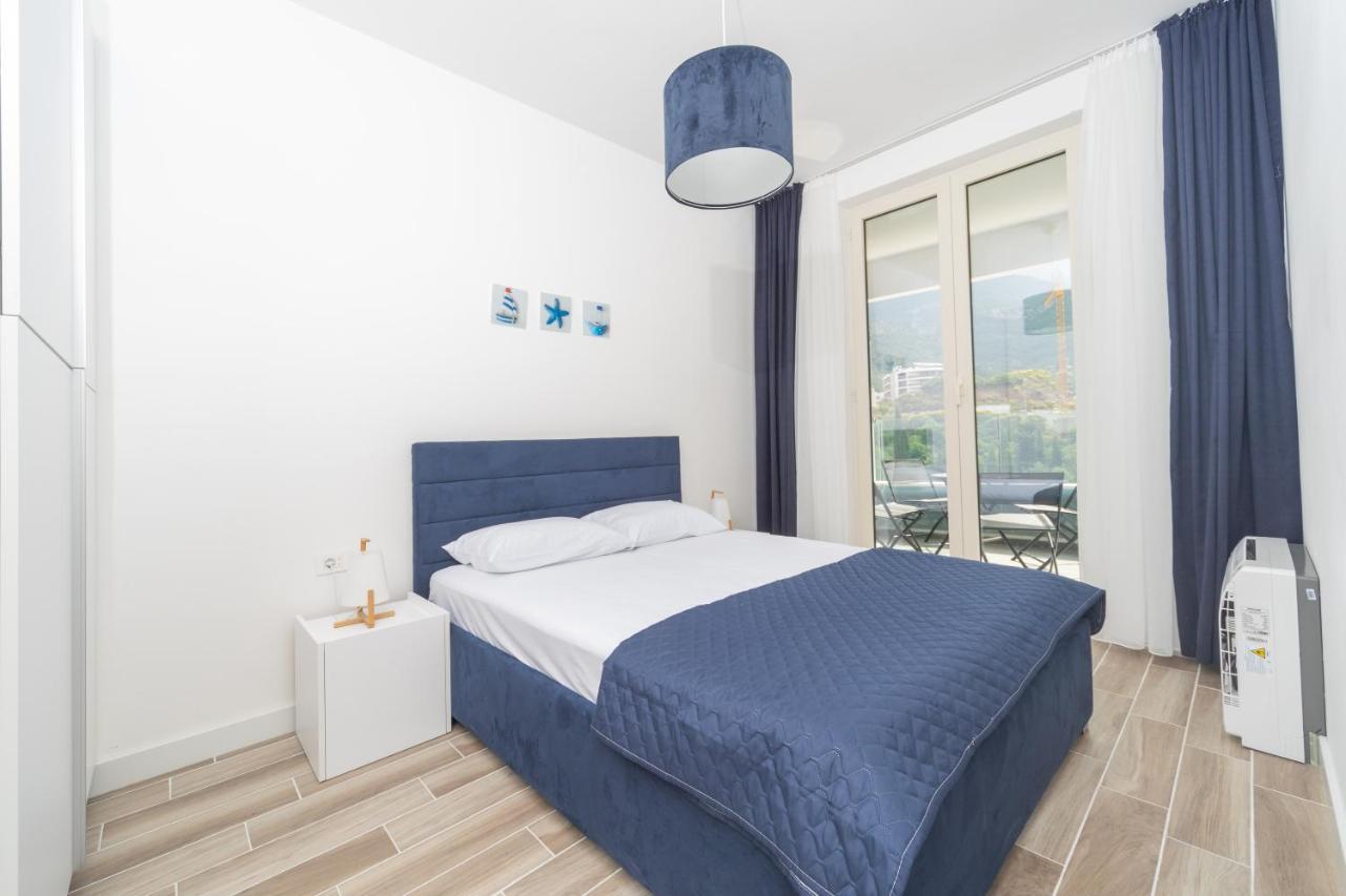 La Barca Apartments Becici  Bagian luar foto