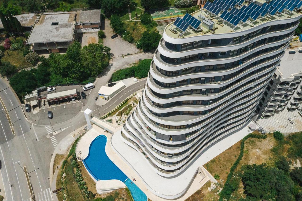 La Barca Apartments Becici  Bagian luar foto