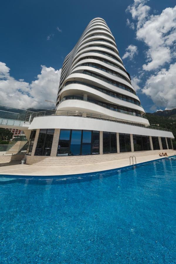 La Barca Apartments Becici  Bagian luar foto