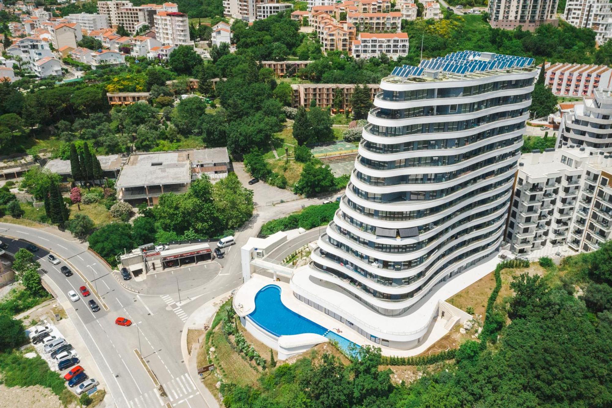 La Barca Apartments Becici  Bagian luar foto
